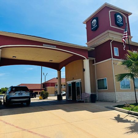 Executive Inn & Suites Floresville エクステリア 写真