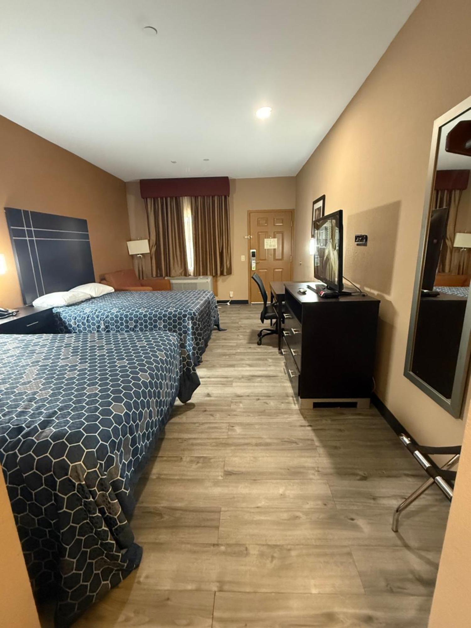 Executive Inn & Suites Floresville エクステリア 写真